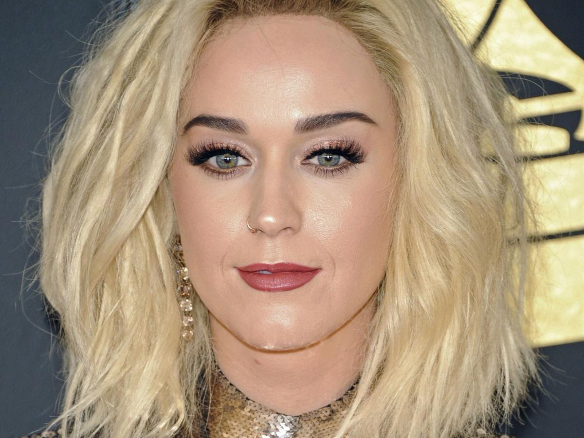 Katy Perry Sends Fans Into a Frenzy as She Finally Acknowledges Those JonBenét  Ramsey Conspiracy Theories