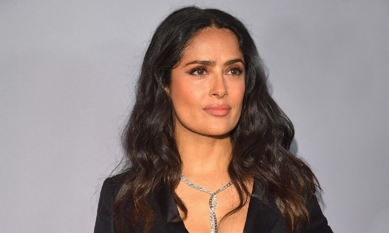 Salma Hayek – I Review Stuff