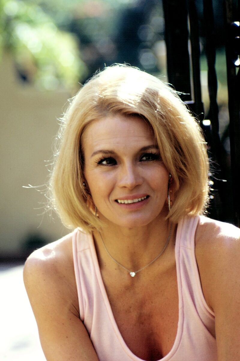 ANGIE DICKINSON - PHOTO #15 | eBay